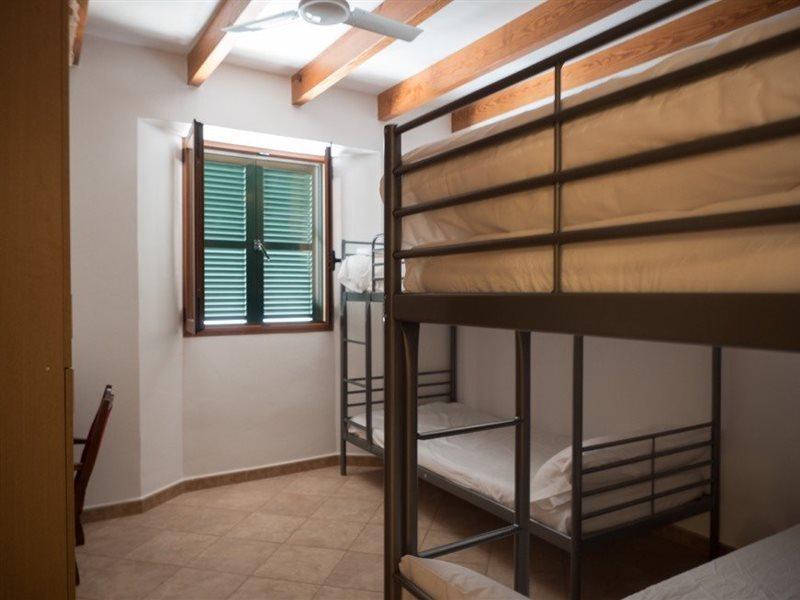 Embat - Hostel Montuiri  Eksteriør bilde
