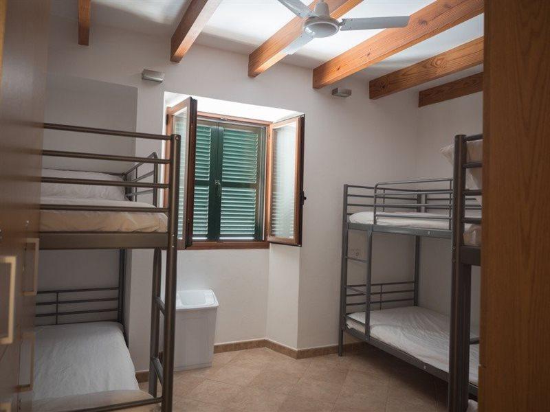 Embat - Hostel Montuiri  Eksteriør bilde